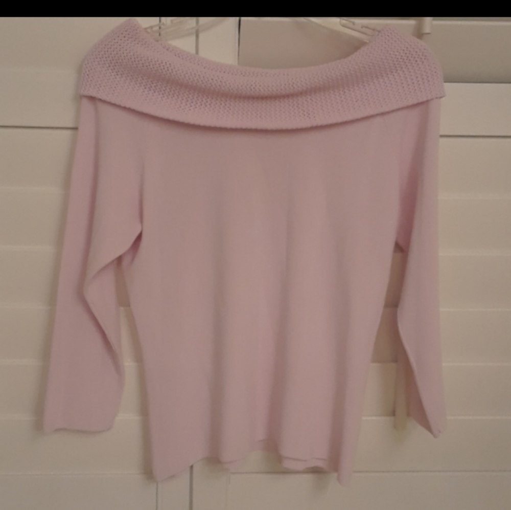 Bundle of 4 sweaters